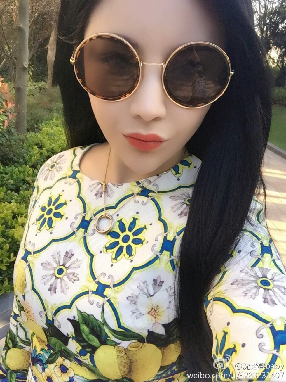 美女嫩模沈诺馨性感S曲线完美身材喷血微博海量写真225P