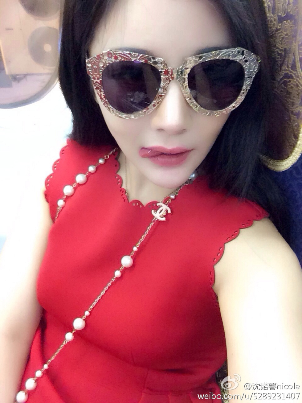 美女嫩模沈诺馨性感S曲线完美身材喷血微博海量写真225P