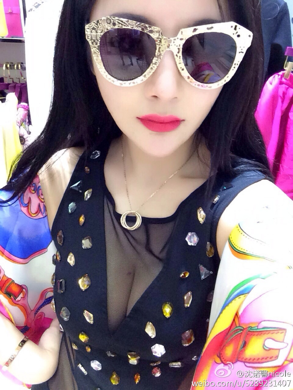 美女嫩模沈诺馨性感S曲线完美身材喷血微博海量写真225P