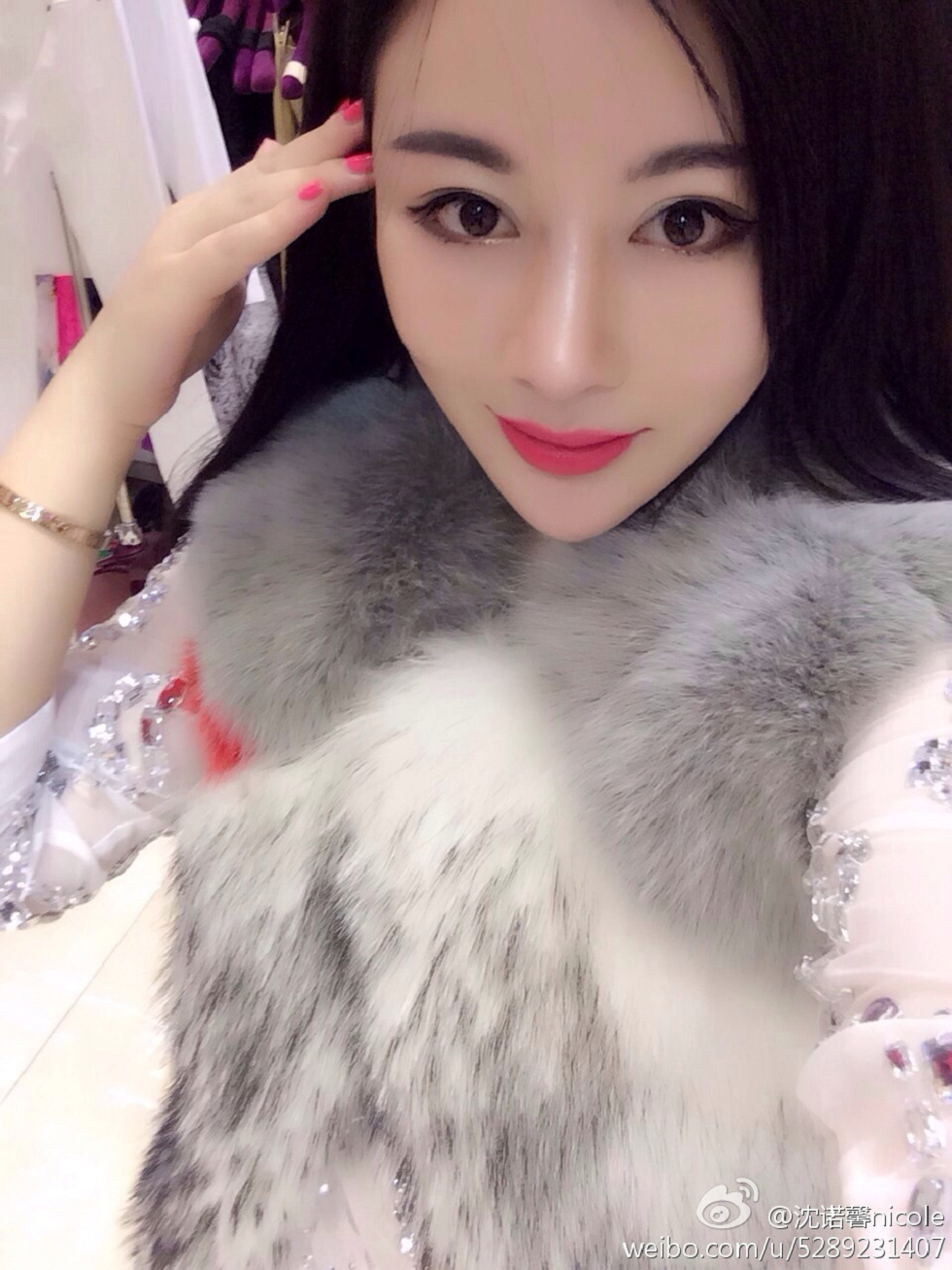 美女嫩模沈诺馨性感S曲线完美身材喷血微博海量写真225P