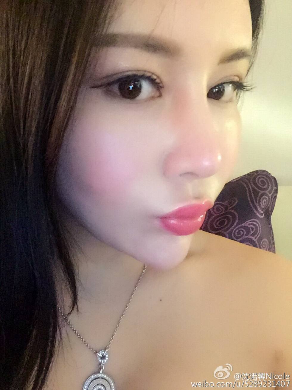 美女嫩模沈诺馨性感S曲线完美身材喷血微博海量写真225P