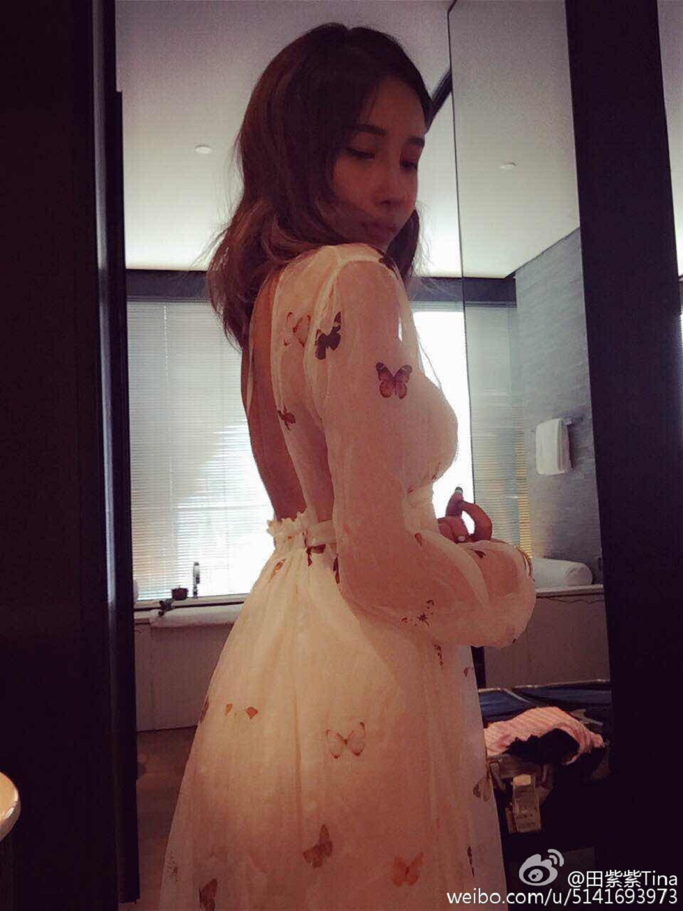 最豪车模田紫紫大胆生活写真秀微博海量写真240P