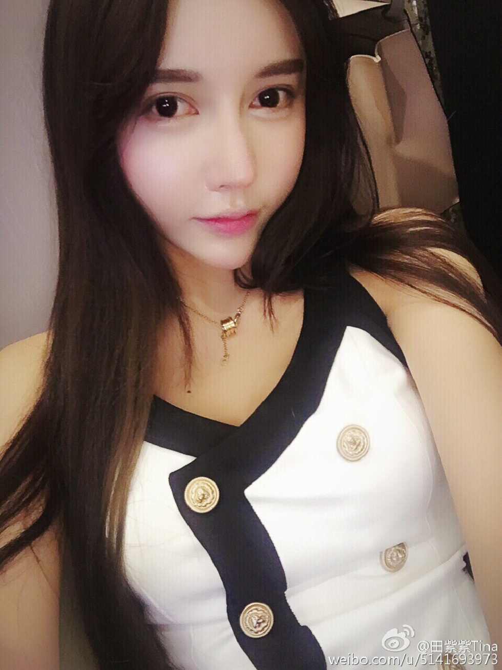 最豪车模田紫紫大胆生活写真秀微博海量写真240P
