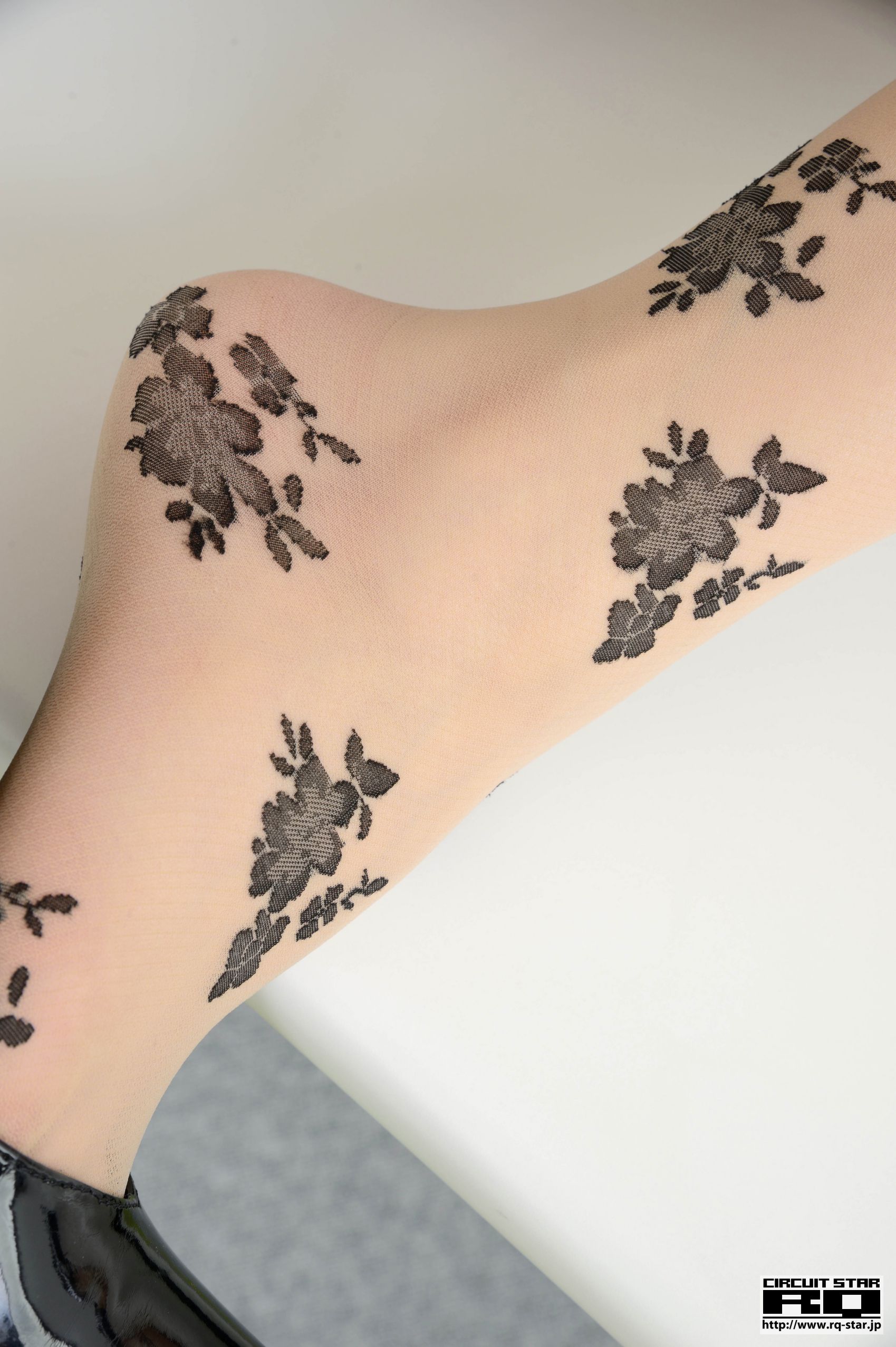 [RQ-STAR] NO.00832 朔矢あいね Aine Sayuka  Office Lady 写真集