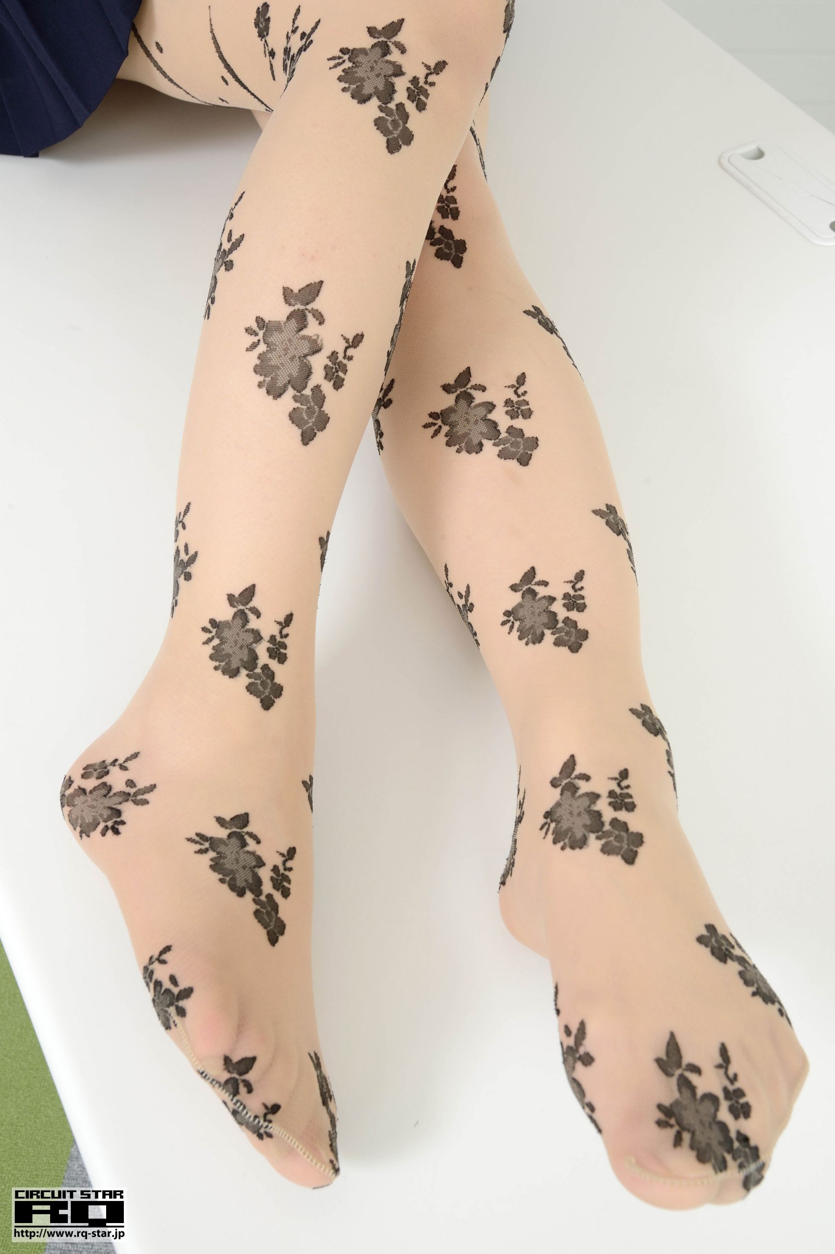 [RQ-STAR] NO.00832 朔矢あいね Aine Sayuka  Office Lady 写真集