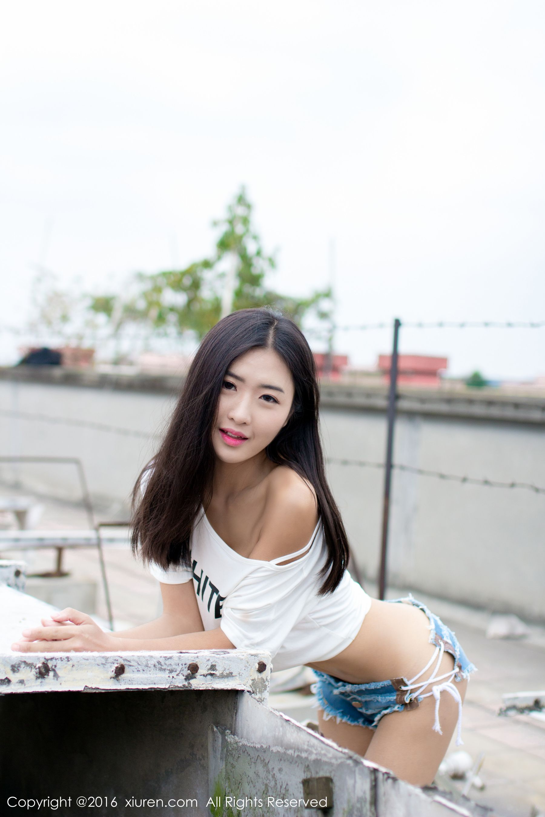 周琰琳LIN《红颜朱唇，宛若青莲出水》 [秀人网XiuRen] No.624 写真集