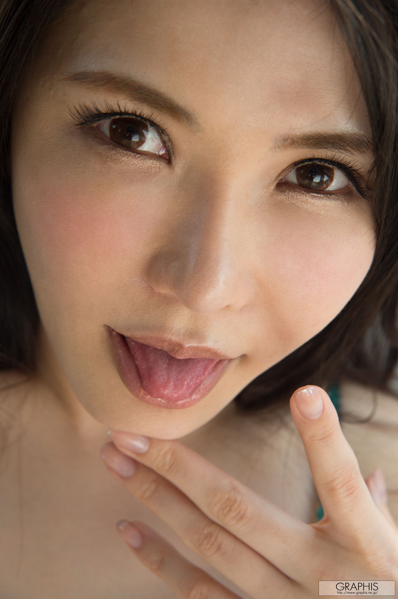 冲田杏梨『Console』 [Graphis] Gals 写真集