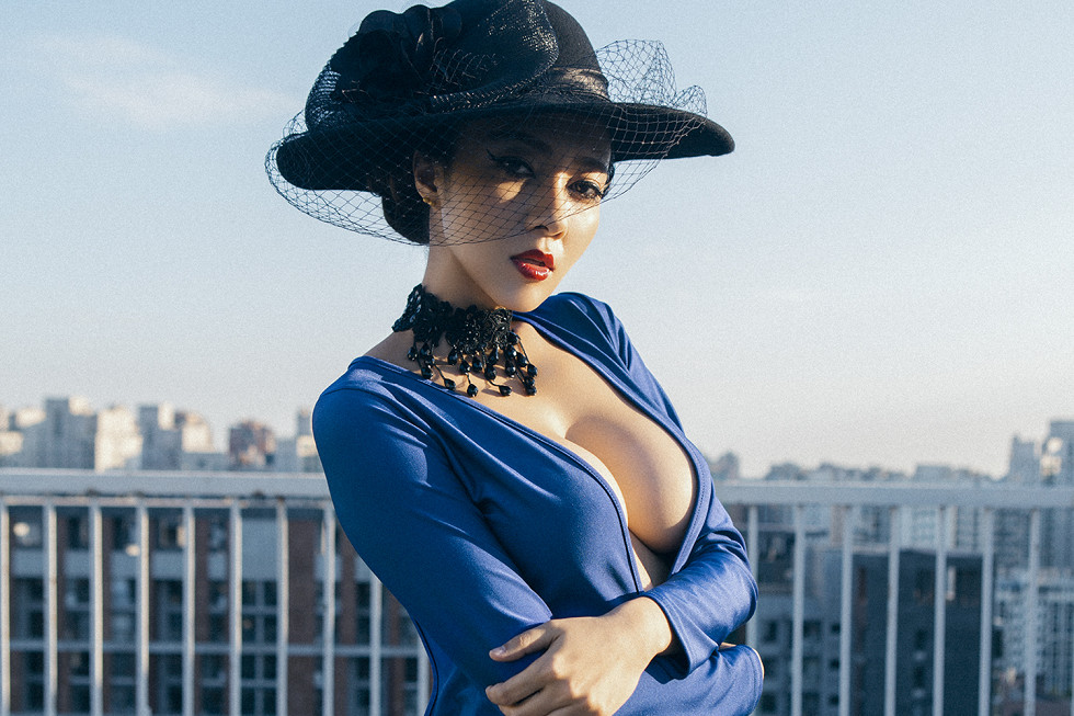 极品F奶神松果儿夏日系列大尺度无圣光诱惑写真37P