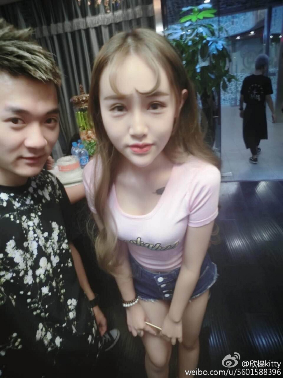 鲜肉嫩模欣杨Kitty完美身材性感微博系列写真105P