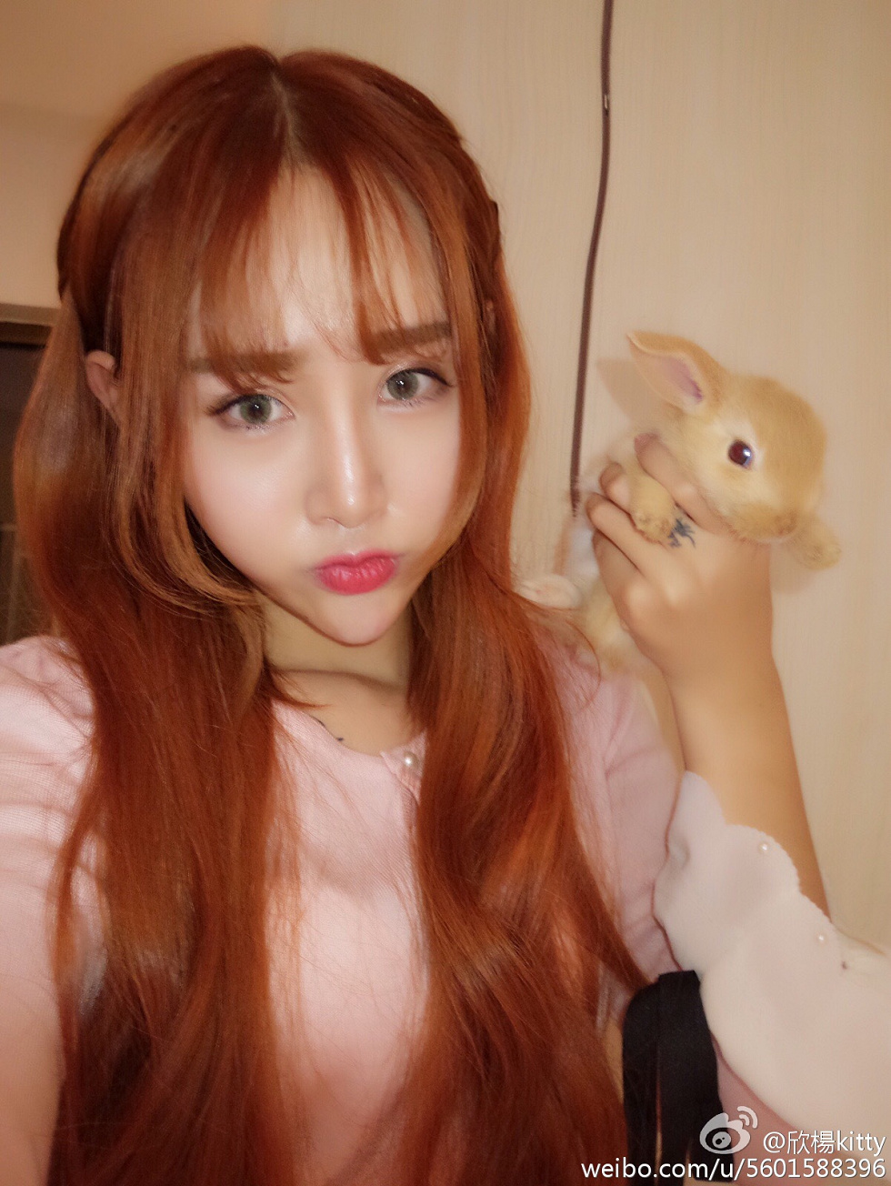 鲜肉嫩模欣杨Kitty完美身材性感微博系列写真105P