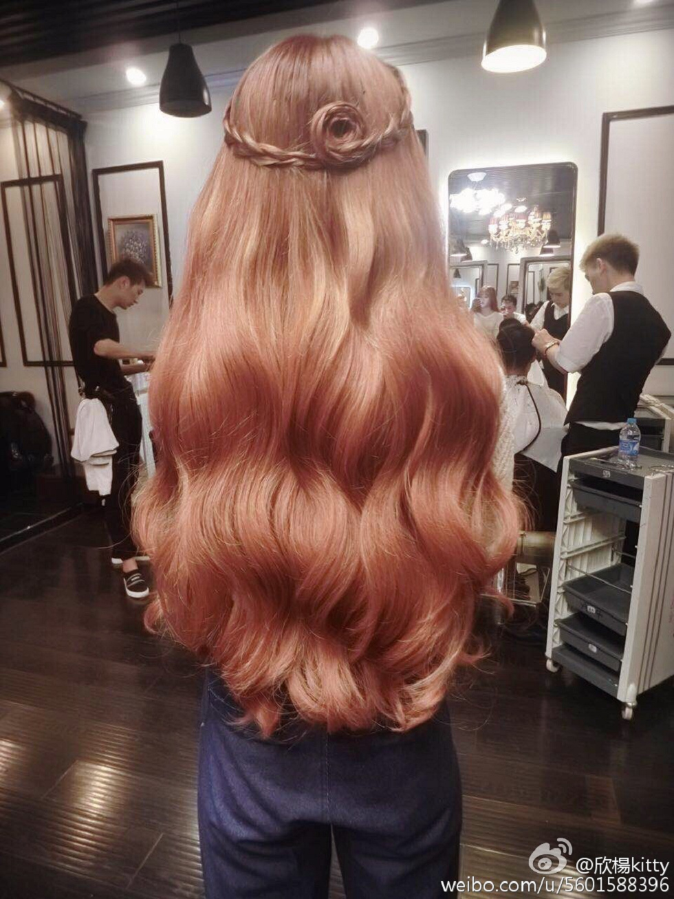 鲜肉嫩模欣杨Kitty完美身材性感微博系列写真105P