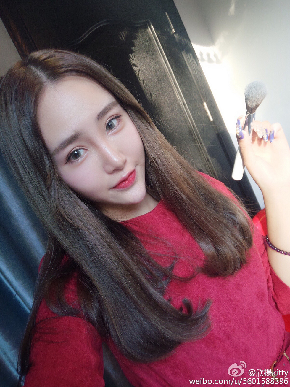 鲜肉嫩模欣杨Kitty完美身材性感微博系列写真105P