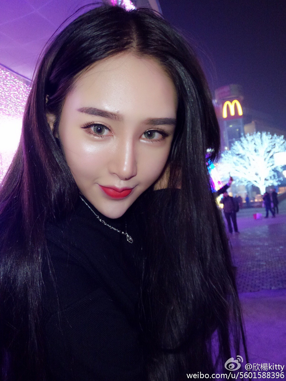 鲜肉嫩模欣杨Kitty完美身材性感微博系列写真105P