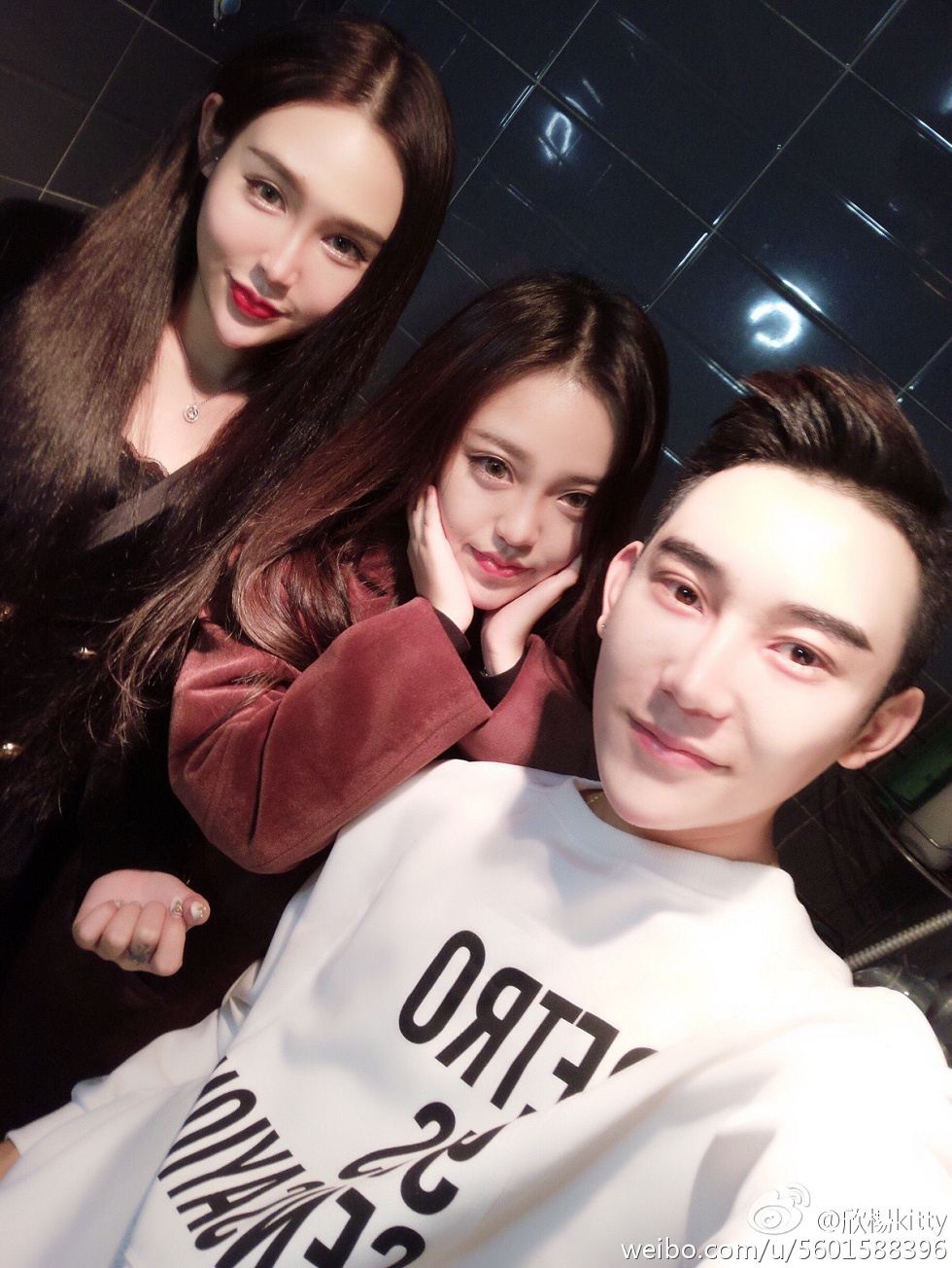 鲜肉嫩模欣杨Kitty完美身材性感微博系列写真105P