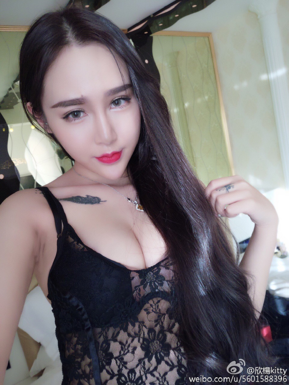 鲜肉嫩模欣杨Kitty完美身材性感微博系列写真105P