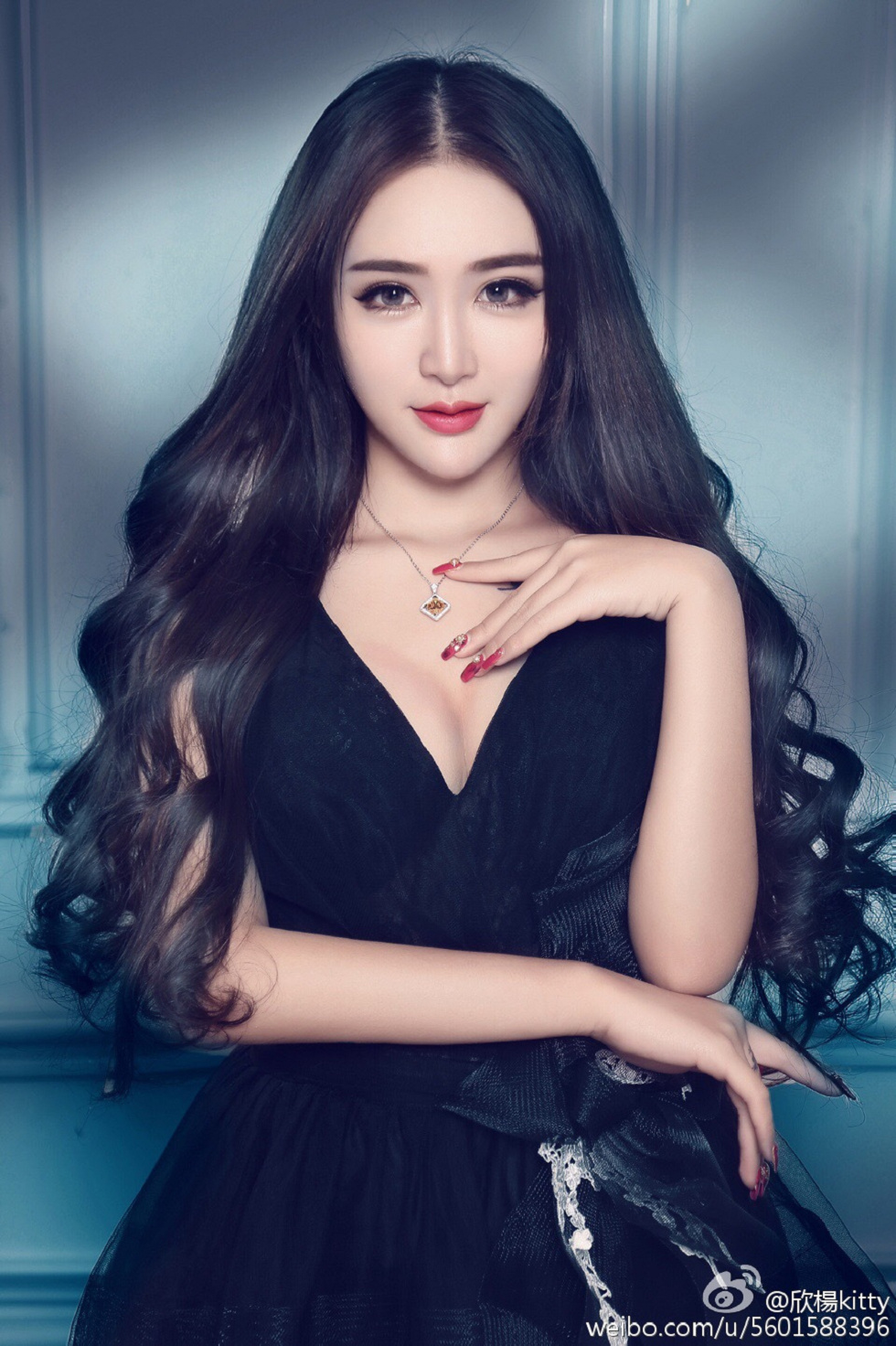 鲜肉嫩模欣杨Kitty完美身材性感微博系列写真105P