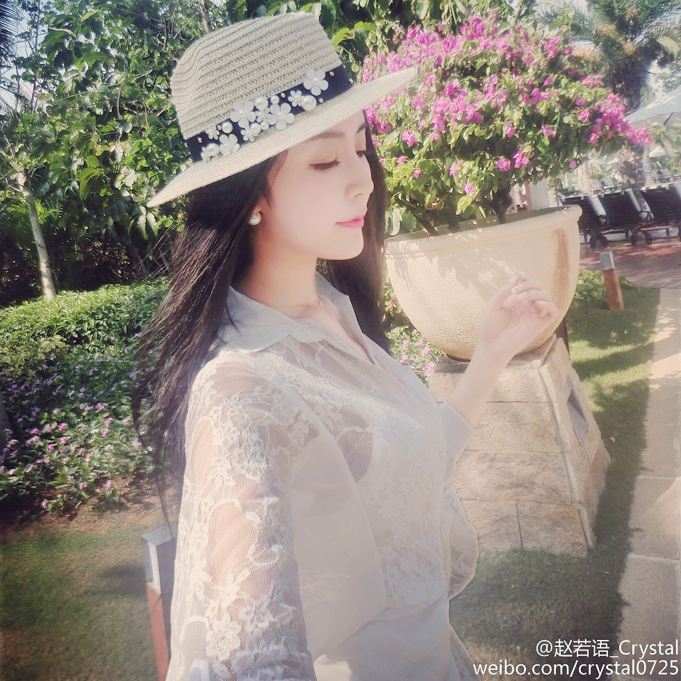 DOTA美女赵若语Crystal黑丝长腿海量微博性感写真415P