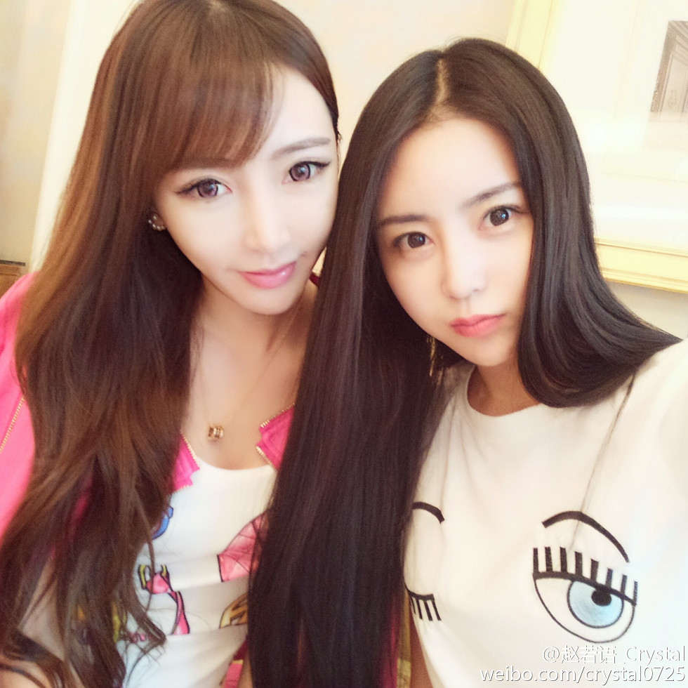 DOTA美女赵若语Crystal黑丝长腿海量微博性感写真415P