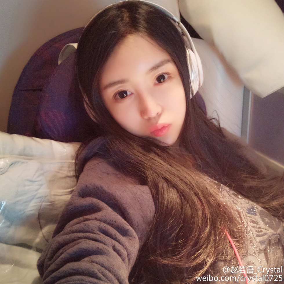 DOTA美女赵若语Crystal黑丝长腿海量微博性感写真415P