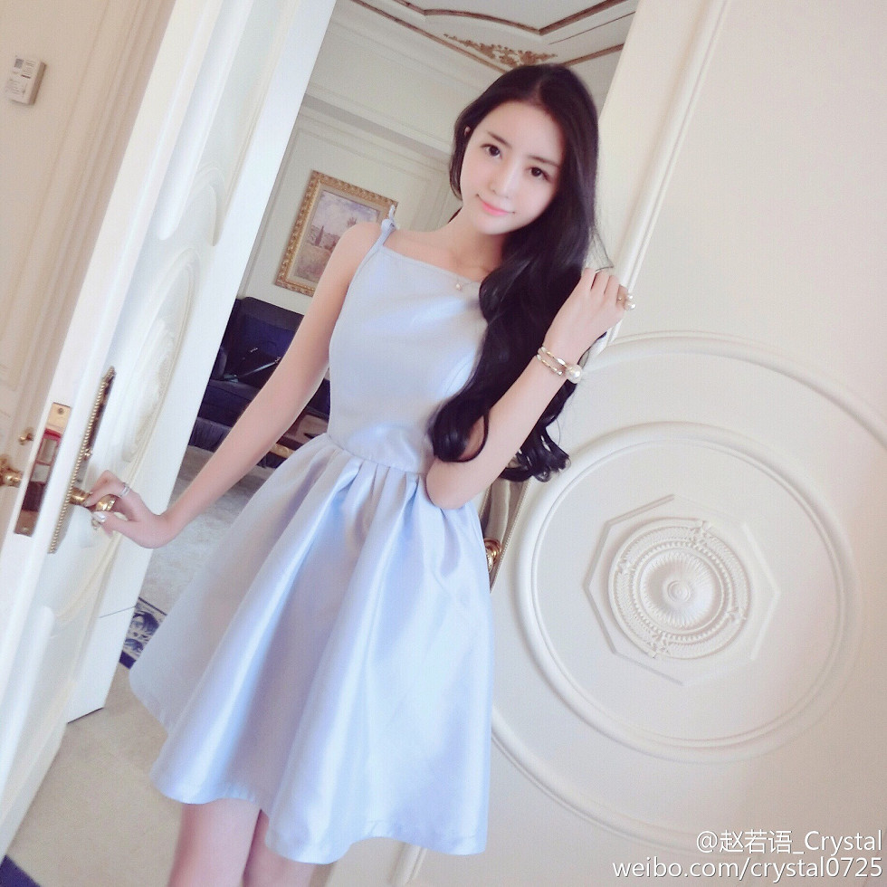 DOTA美女赵若语Crystal黑丝长腿海量微博性感写真415P