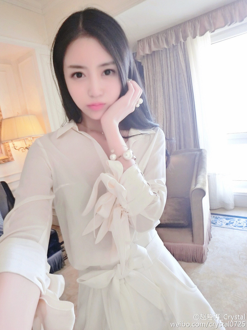 DOTA美女赵若语Crystal黑丝长腿海量微博性感写真415P