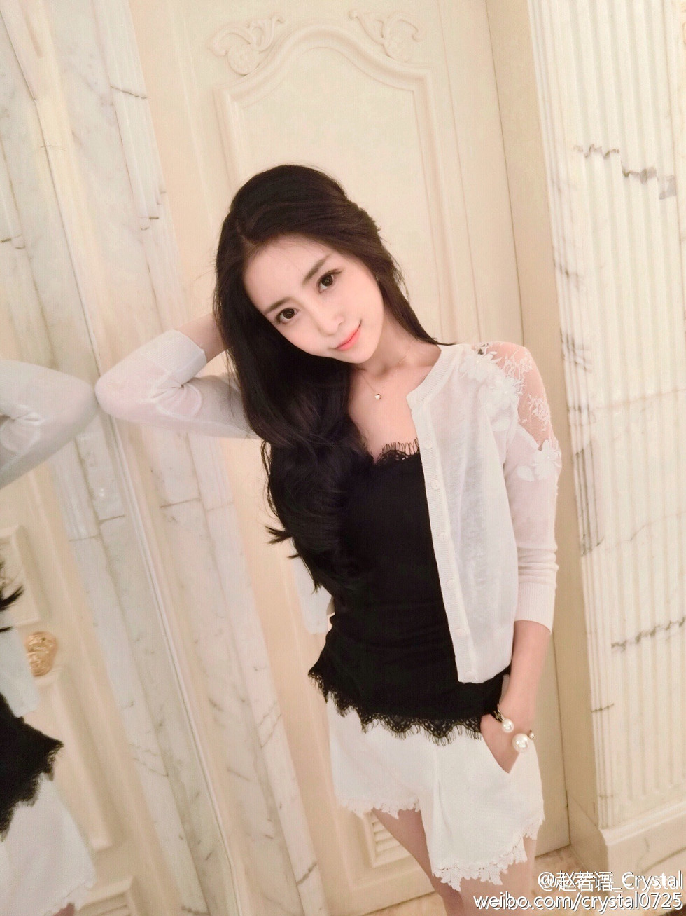 DOTA美女赵若语Crystal黑丝长腿海量微博性感写真415P