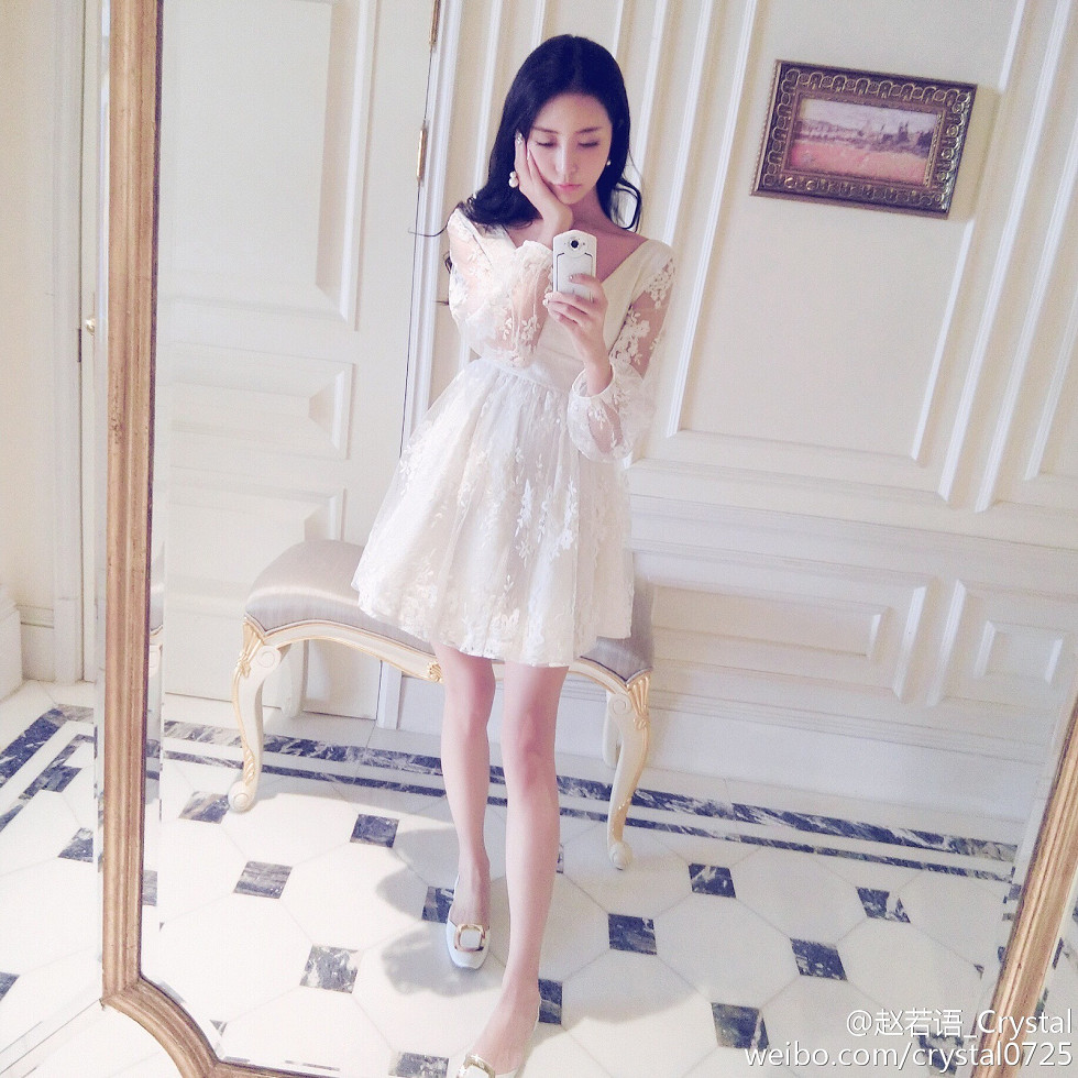 DOTA美女赵若语Crystal黑丝长腿海量微博性感写真415P