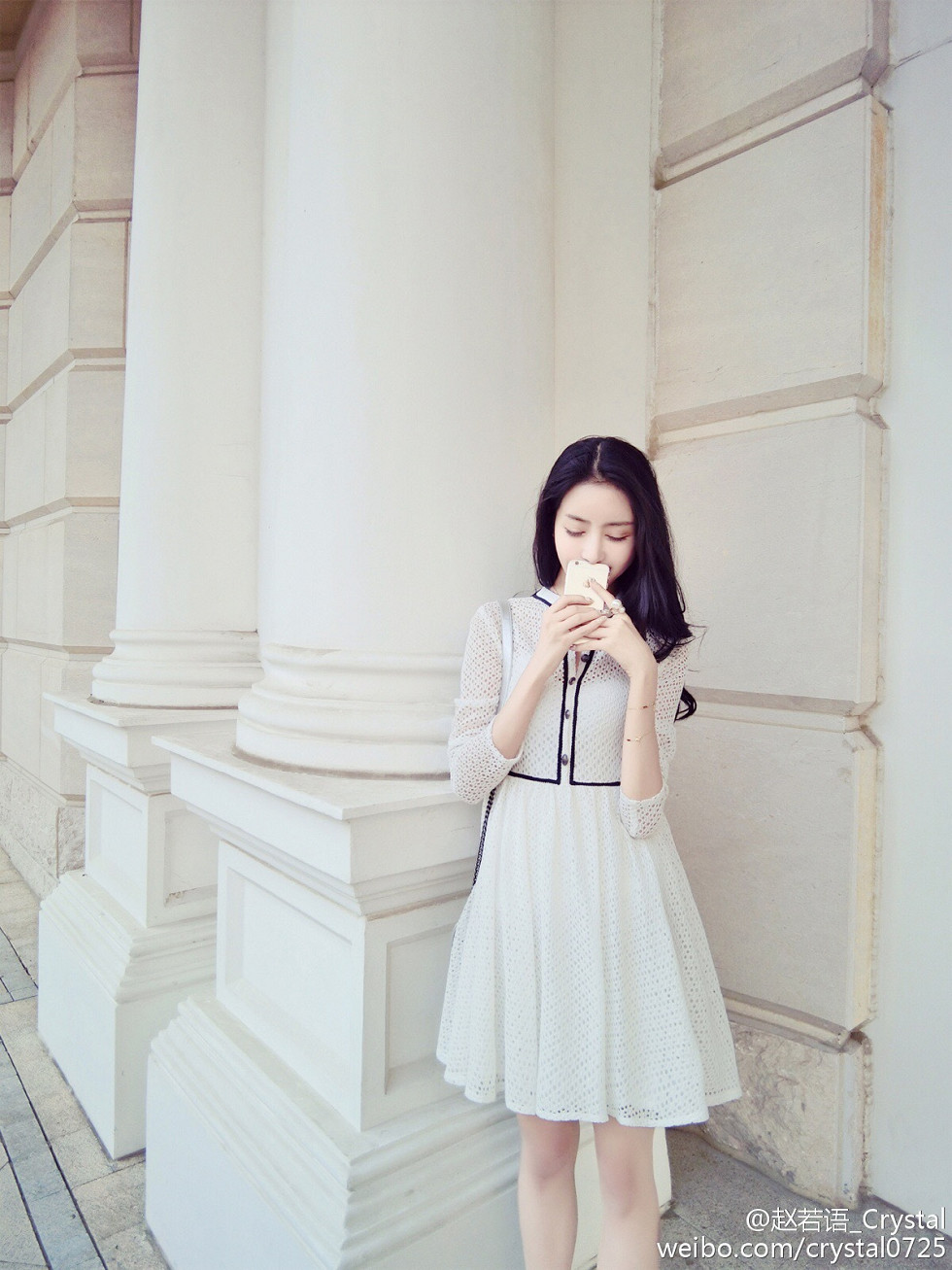 DOTA美女赵若语Crystal黑丝长腿海量微博性感写真415P