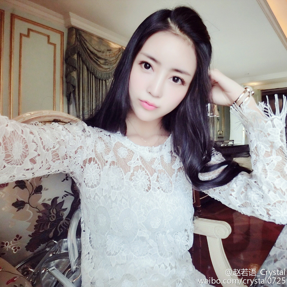 DOTA美女赵若语Crystal黑丝长腿海量微博性感写真415P