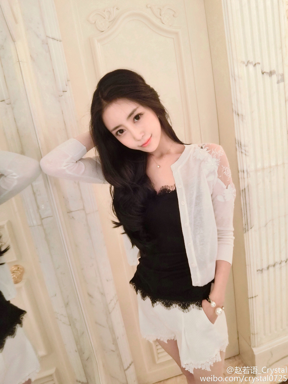 DOTA美女赵若语Crystal黑丝长腿海量微博性感写真415P