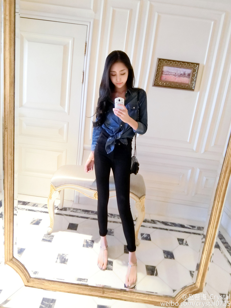 DOTA美女赵若语Crystal黑丝长腿海量微博性感写真415P