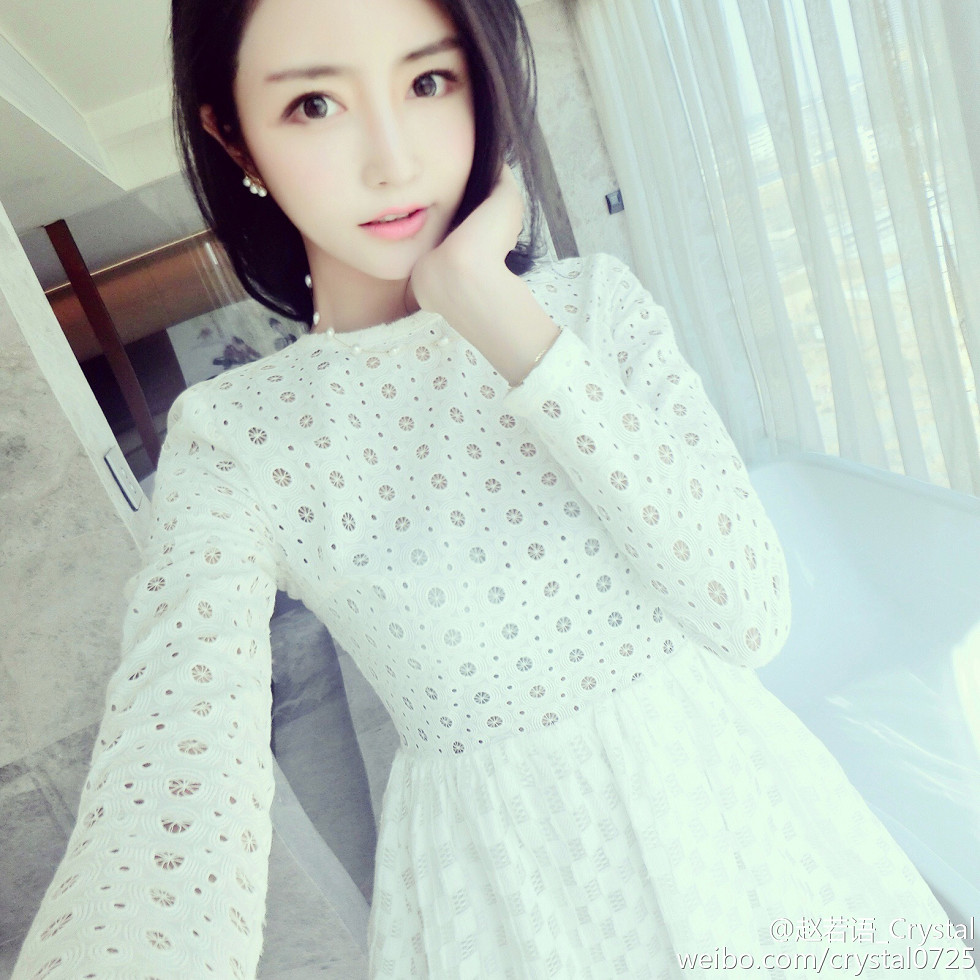 DOTA美女赵若语Crystal黑丝长腿海量微博性感写真415P