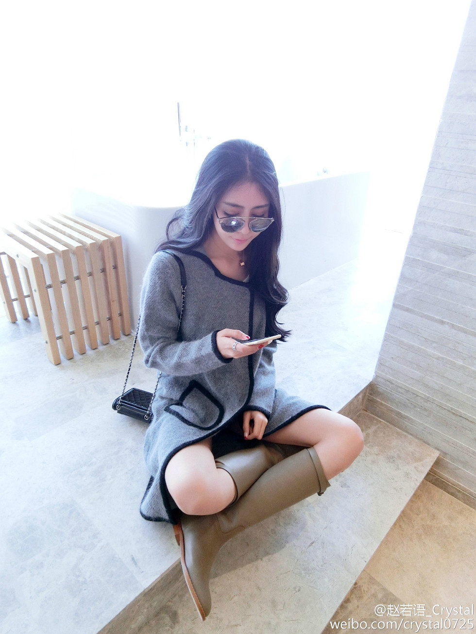 DOTA美女赵若语Crystal黑丝长腿海量微博性感写真415P