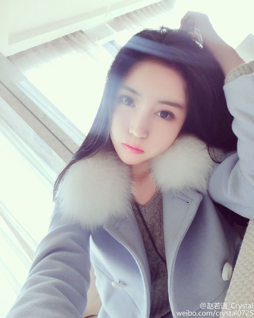 DOTA美女赵若语Crystal黑丝长腿海量微博性感写真415P