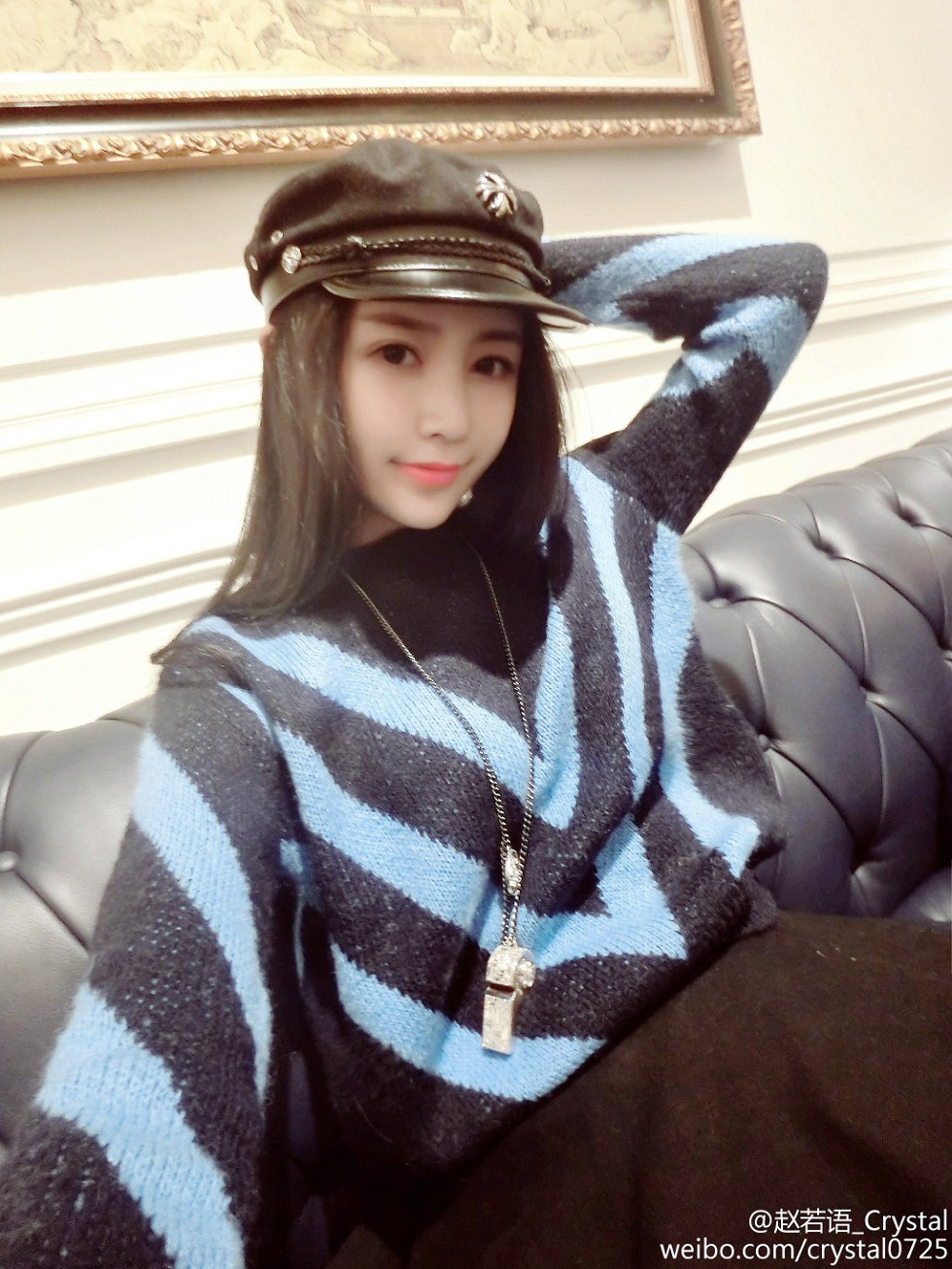 DOTA美女赵若语Crystal黑丝长腿海量微博性感写真415P