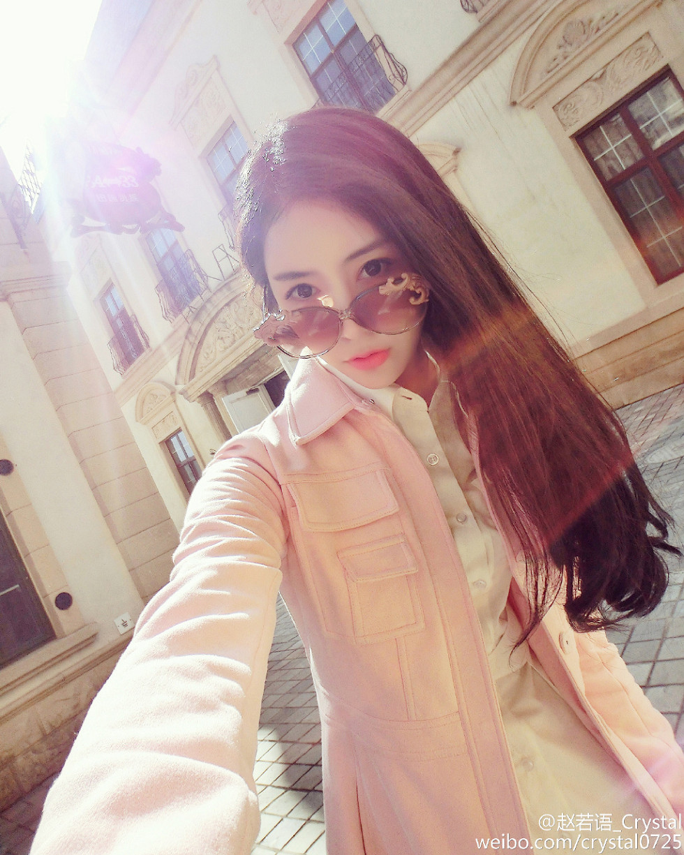 DOTA美女赵若语Crystal黑丝长腿海量微博性感写真415P