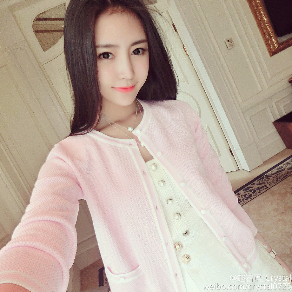 DOTA美女赵若语Crystal黑丝长腿海量微博性感写真415P