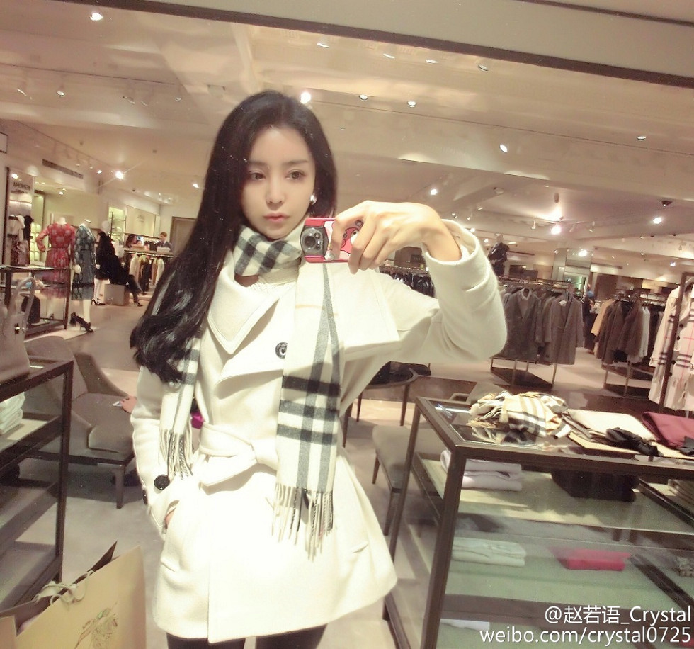 DOTA美女赵若语Crystal黑丝长腿海量微博性感写真415P