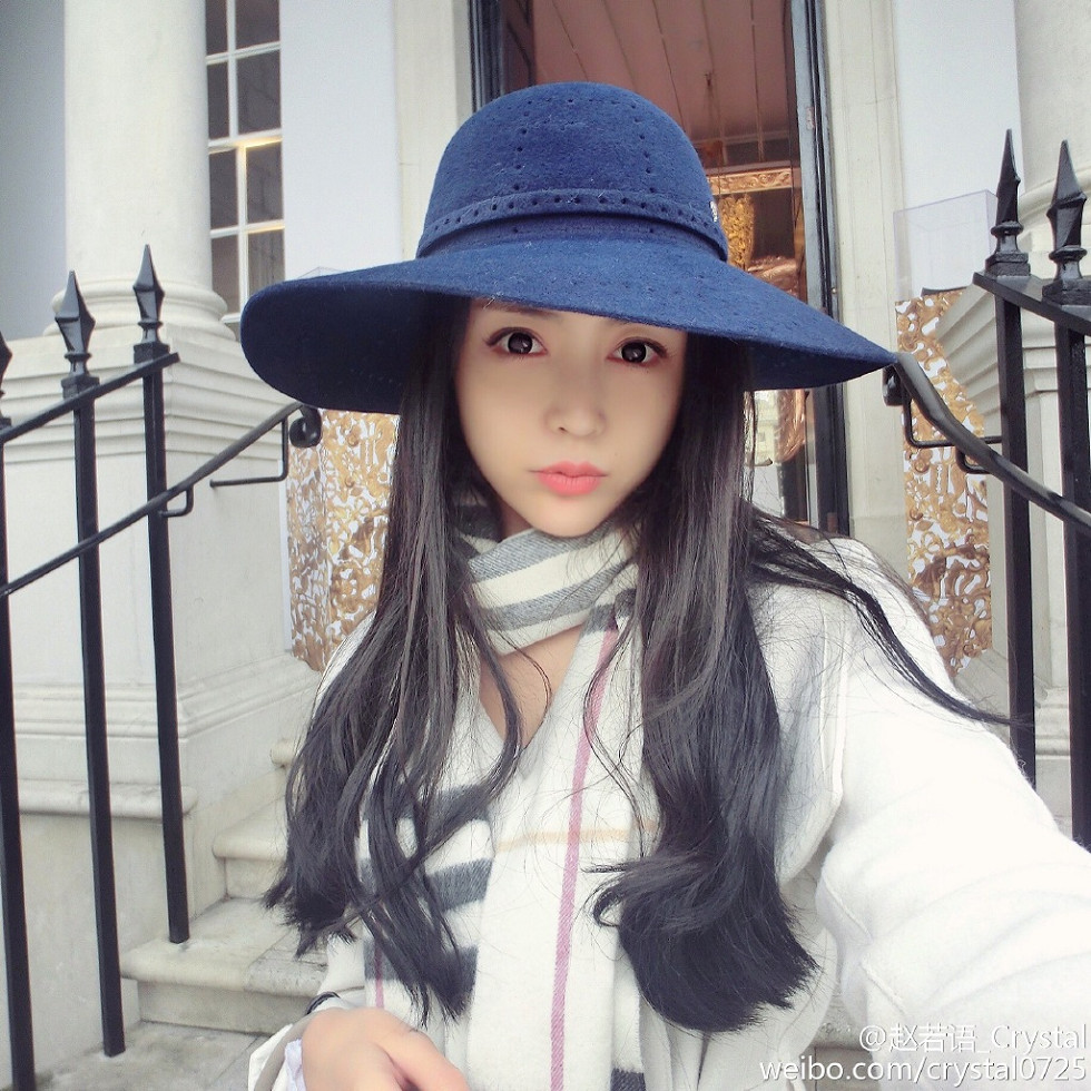 DOTA美女赵若语Crystal黑丝长腿海量微博性感写真415P