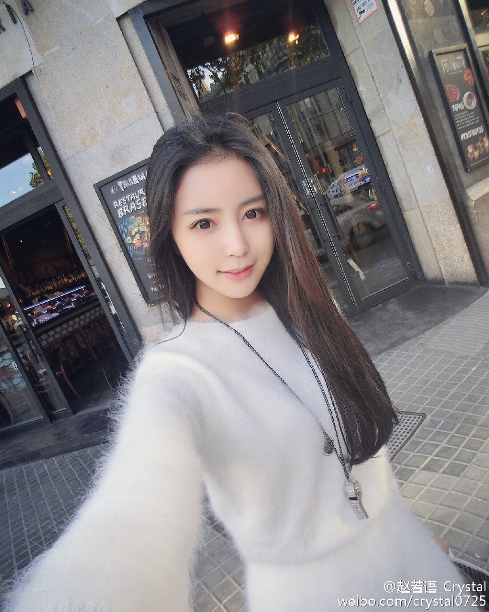 DOTA美女赵若语Crystal黑丝长腿海量微博性感写真415P