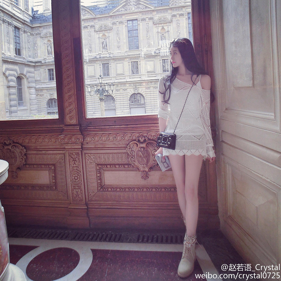 DOTA美女赵若语Crystal黑丝长腿海量微博性感写真415P