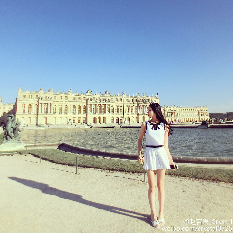 DOTA美女赵若语Crystal黑丝长腿海量微博性感写真415P