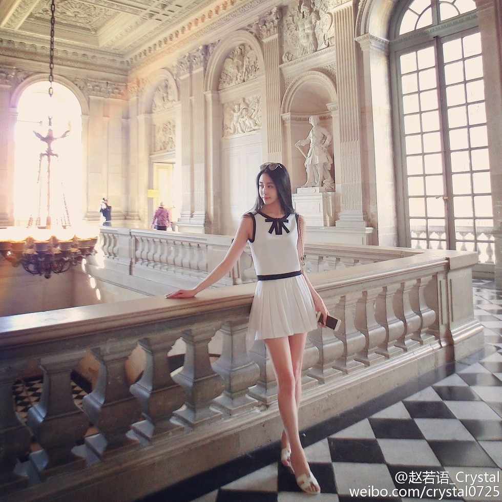 DOTA美女赵若语Crystal黑丝长腿海量微博性感写真415P