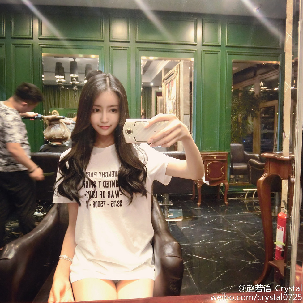 DOTA美女赵若语Crystal黑丝长腿海量微博性感写真415P