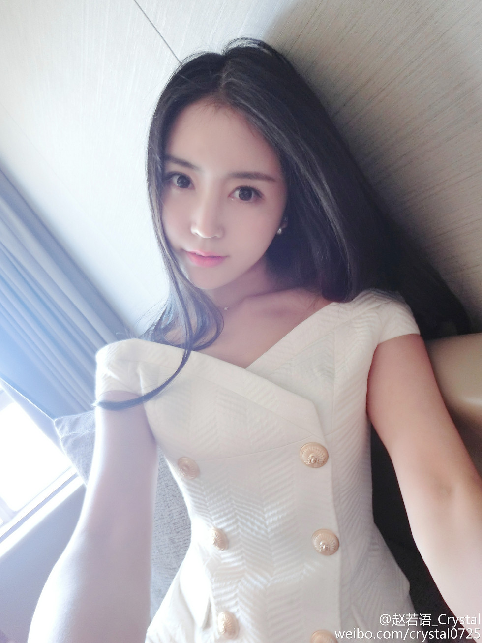 DOTA美女赵若语Crystal黑丝长腿海量微博性感写真415P