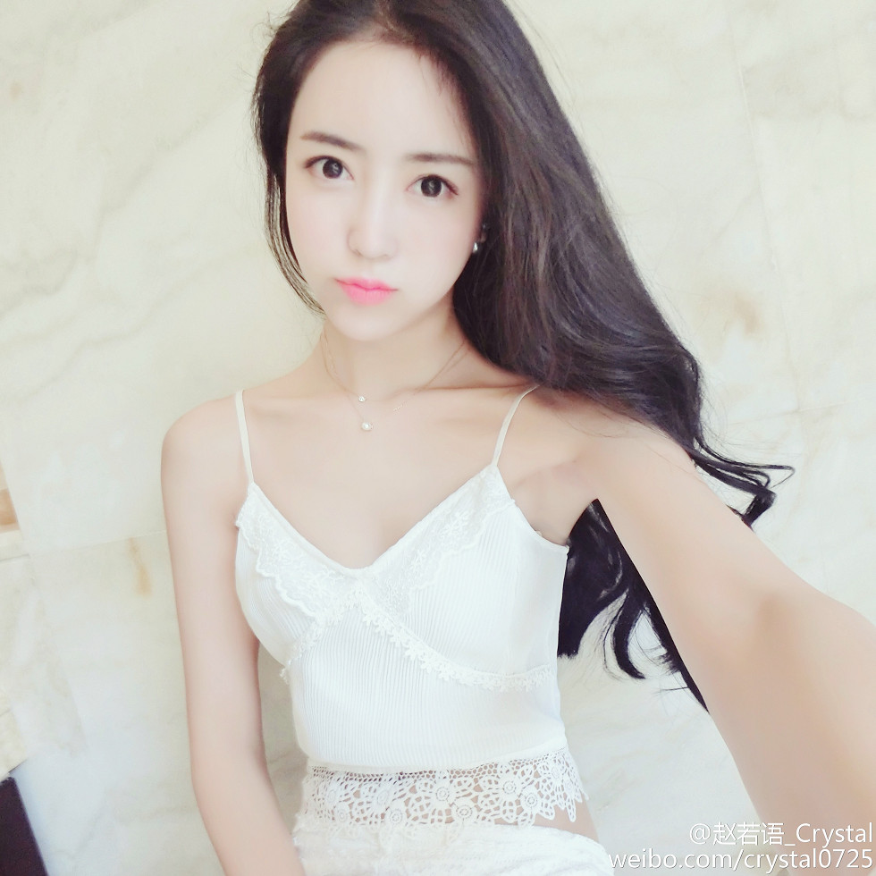 DOTA美女赵若语Crystal黑丝长腿海量微博性感写真415P