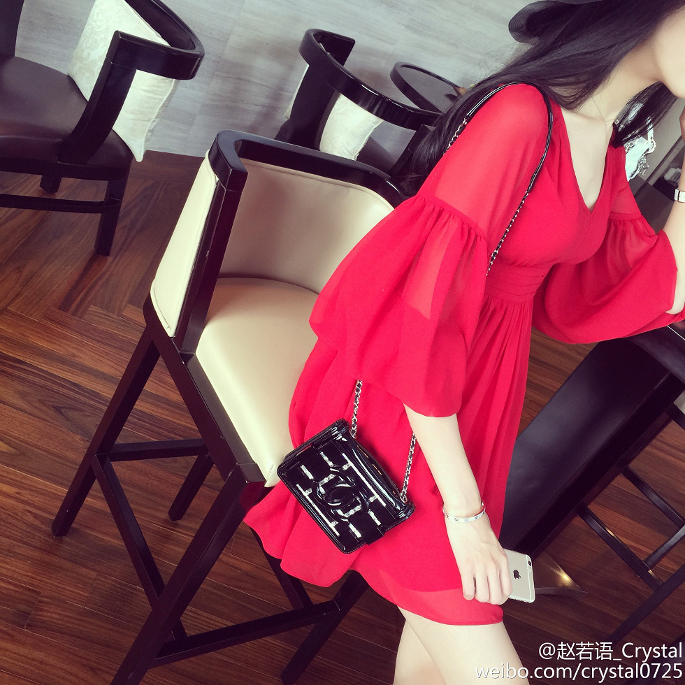 DOTA美女赵若语Crystal黑丝长腿海量微博性感写真415P