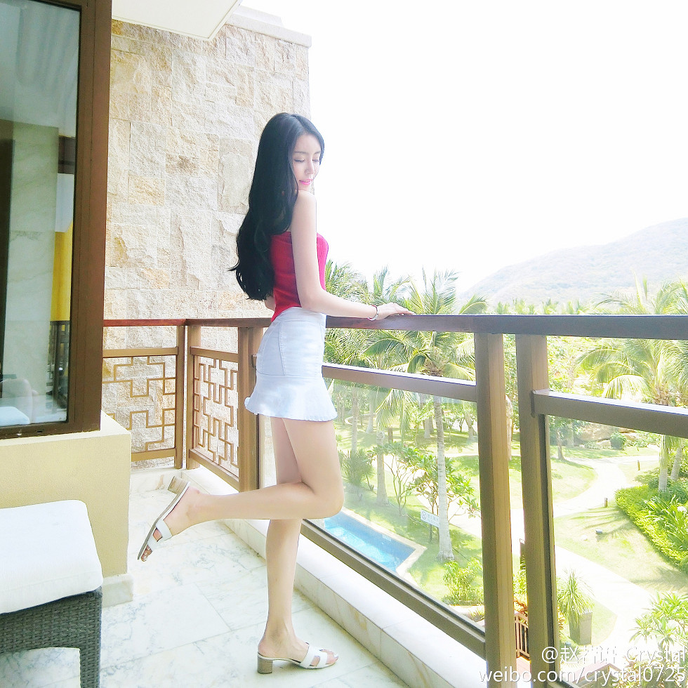 DOTA美女赵若语Crystal黑丝长腿海量微博性感写真415P