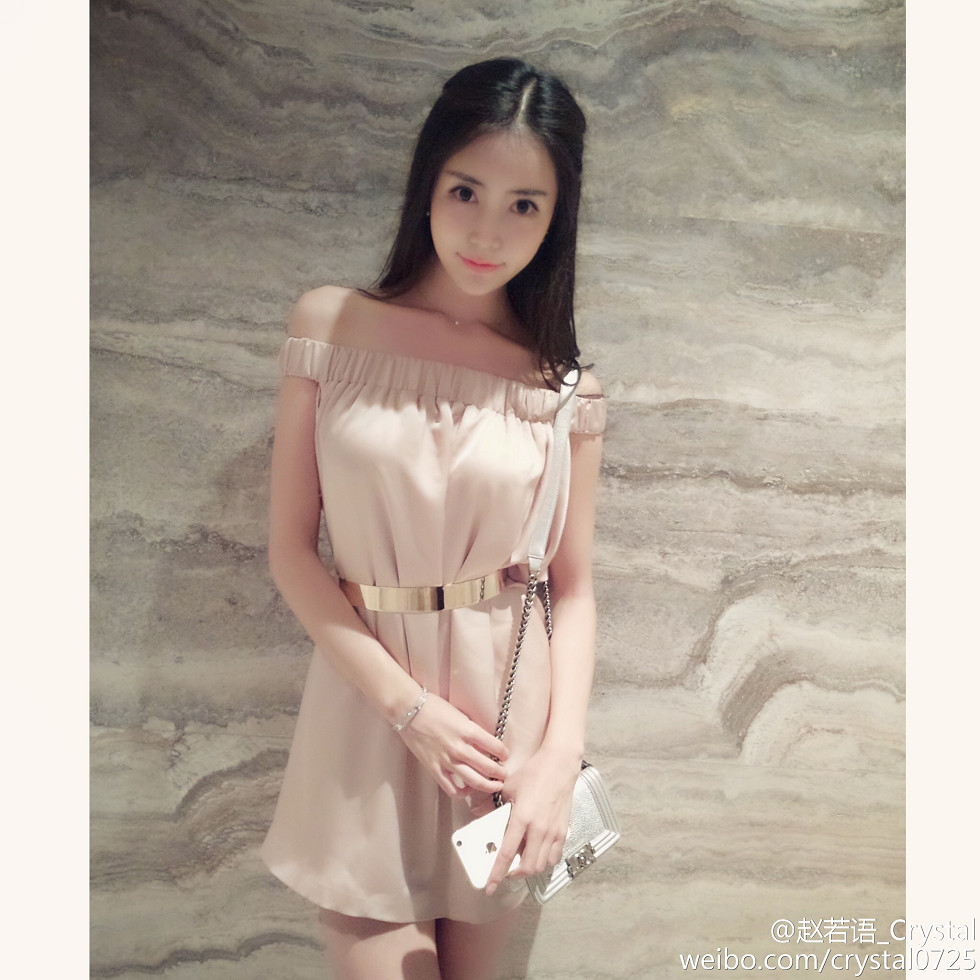 DOTA美女赵若语Crystal黑丝长腿海量微博性感写真415P