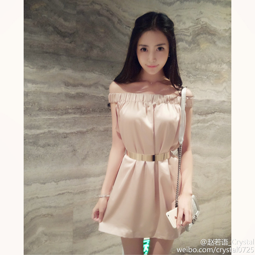 DOTA美女赵若语Crystal黑丝长腿海量微博性感写真415P